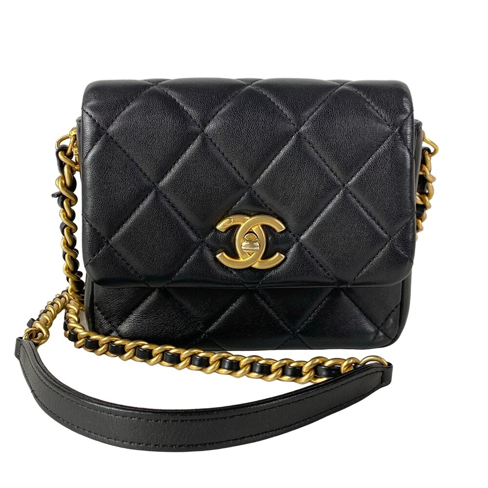 Chanel Mini Matelasse Shoulder Bag AS2733